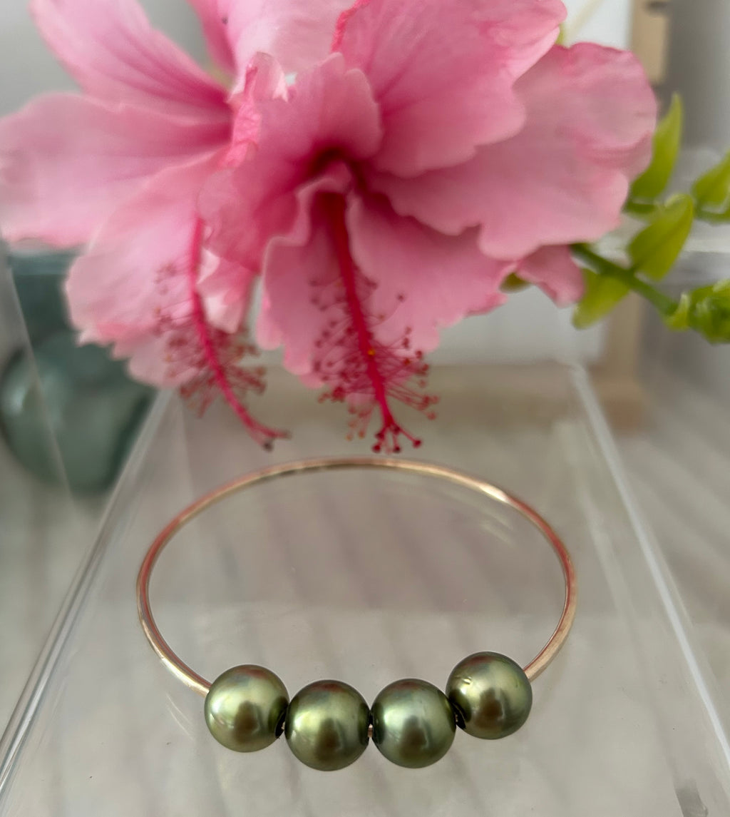 Pistachio Multi-Pearl Bangle
