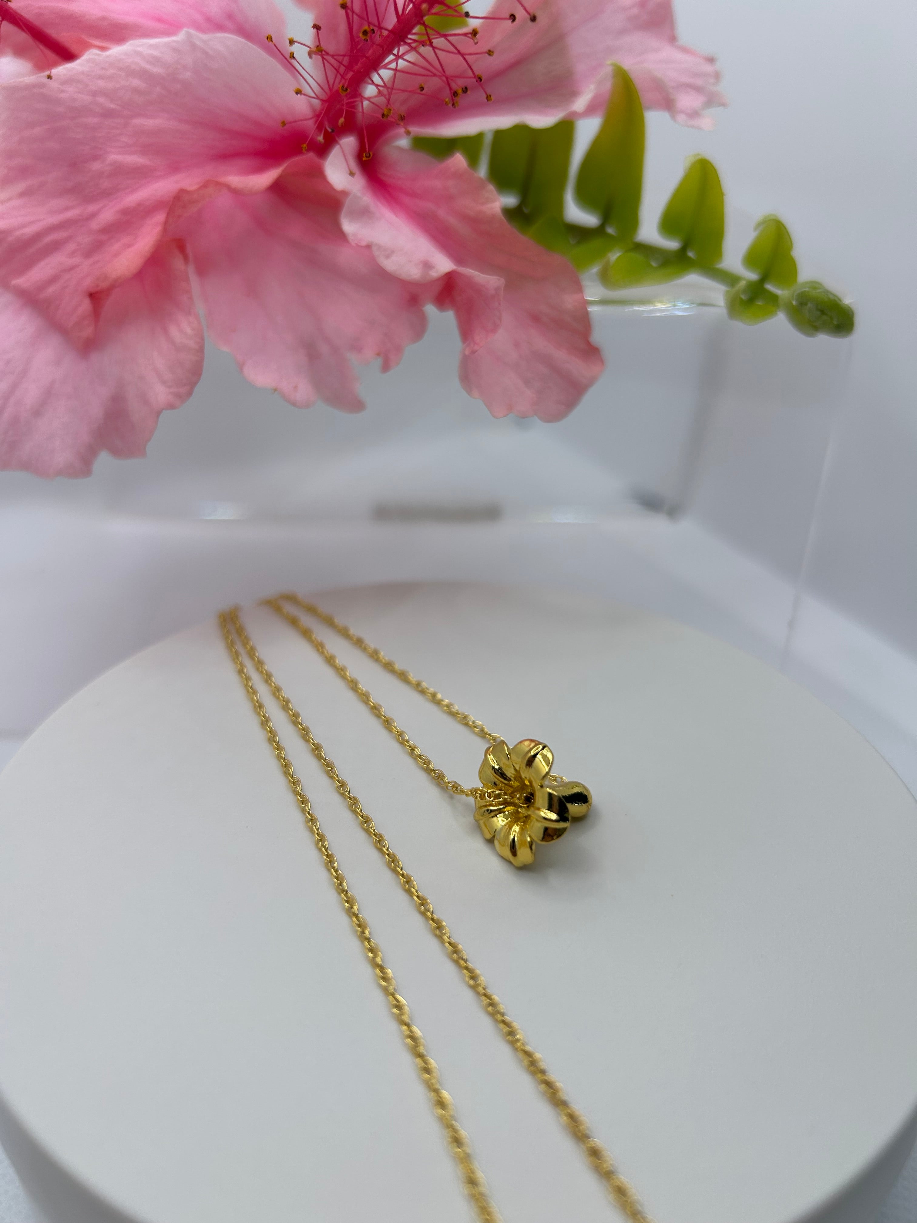 Puakenikeni Necklace