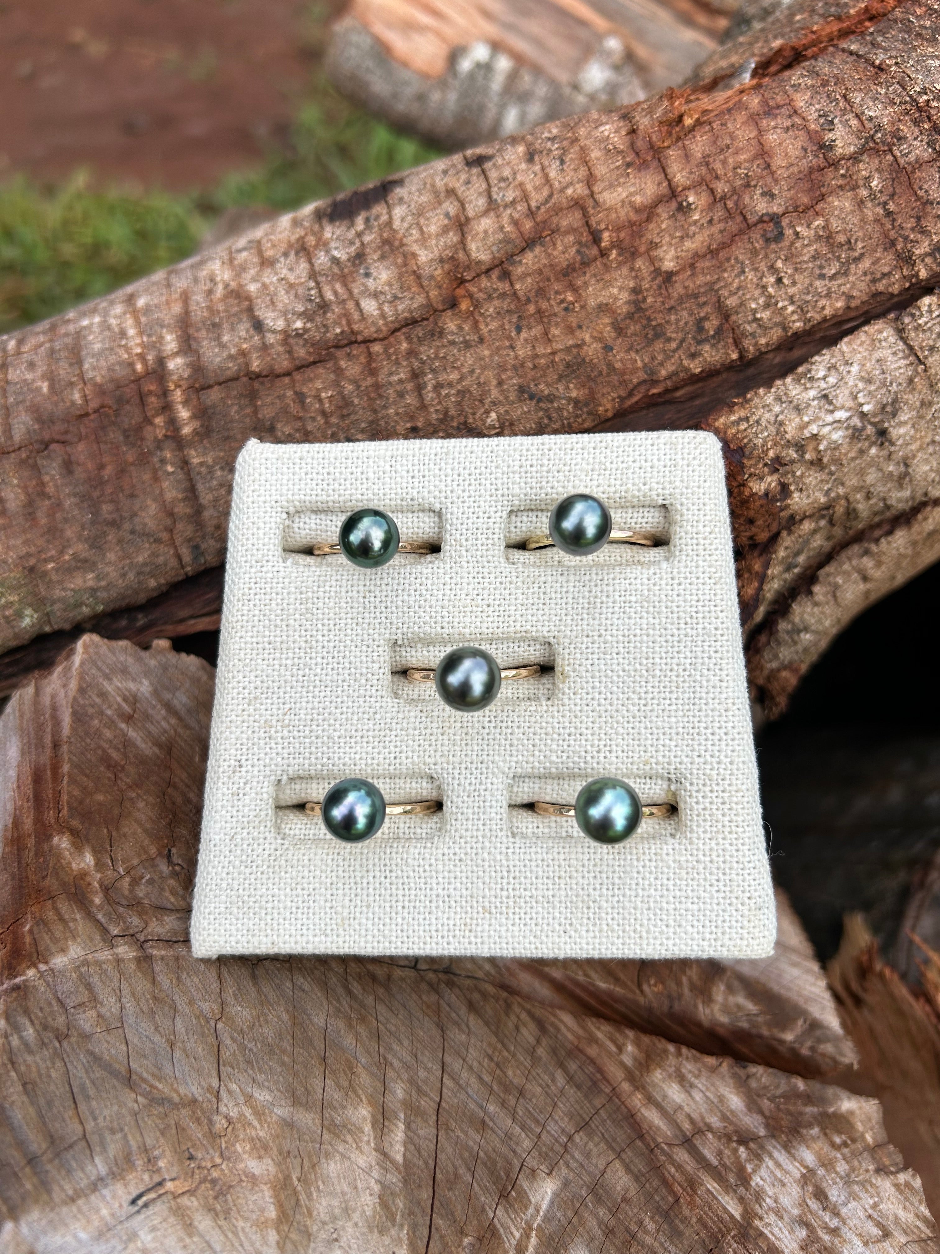 Simple Tahitian Pearl Ring